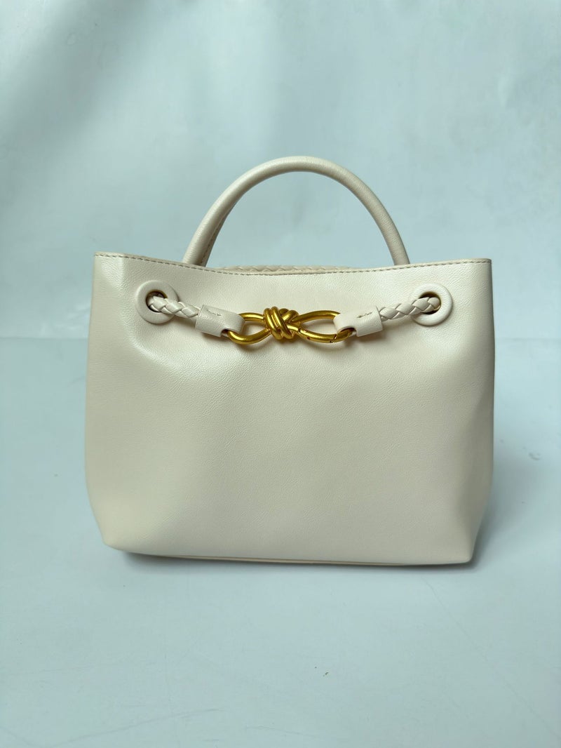 24 Andiamo Bow Classic Woven Commuter Large Capacity Tote Bag Factory - Image 1